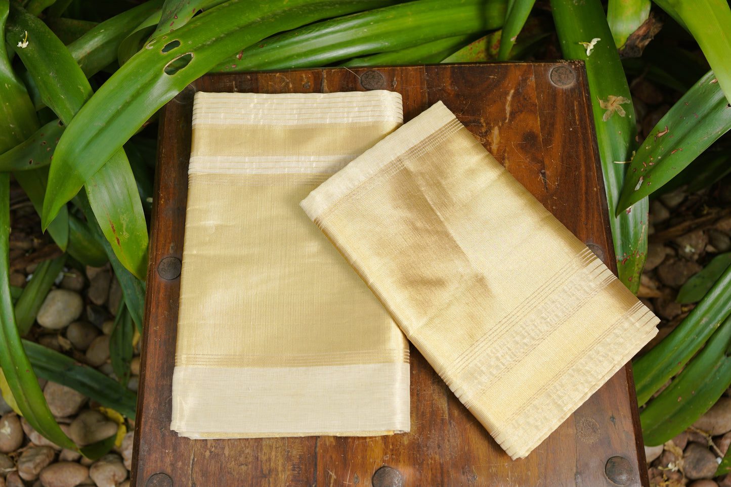 Premium Handloom Tissue Set Mundu With 6.5 Inch Kasavu