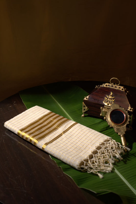 Golden Kasavu Checks Saree